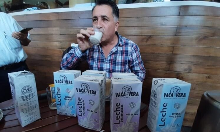 PRODUCTORES DE LECHE LANZAN MARCA PROPIA