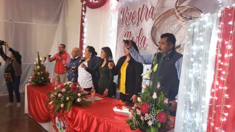 CELEBRAN BODAS COLECTIVAS EN TOMATLÁN