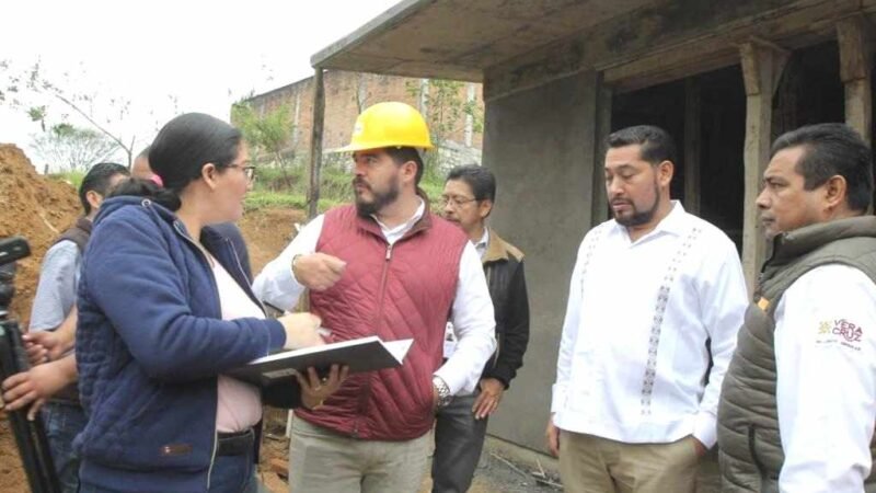 SUPERVISA TITULAR DE LA SEV OBRAS EN FORTÍN Y CÓRDOBA
