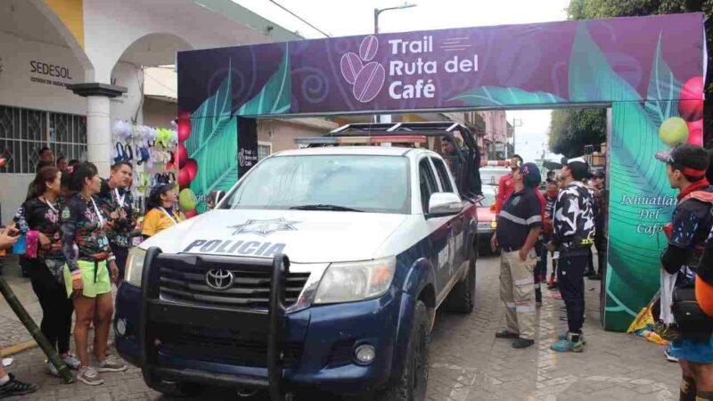 SALDO BLANCO EN FERIA DE IXHUATLÁN