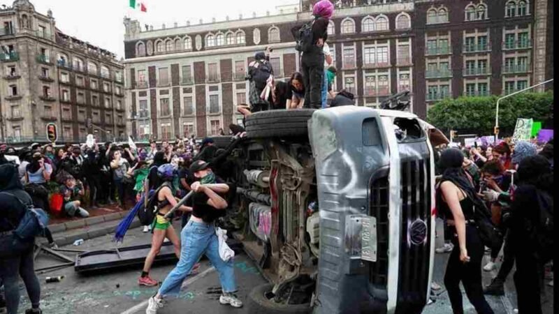 REPORTAN 38 LESIONADAS POR MARCHAS EN CIUDAD DE MÉXICO