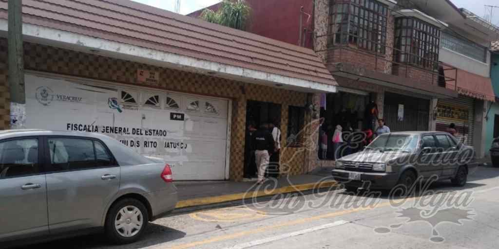 EXTORSIONAN A ADOLESCENTE EN HUATUSCO