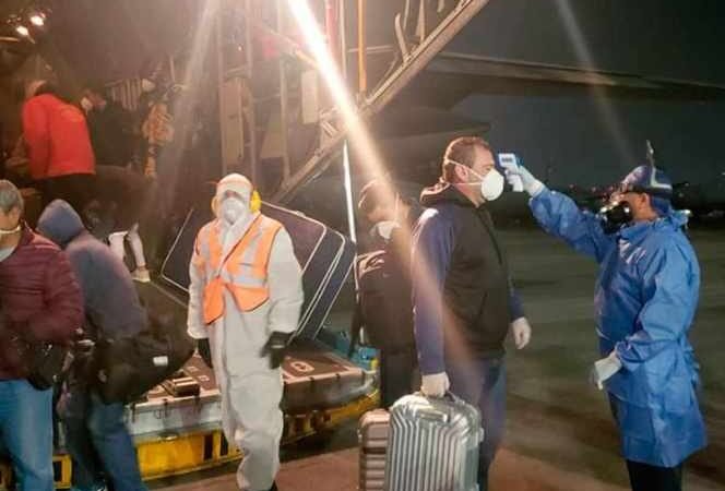 VIAJAN A MÉXICO OTROS 45 CONNACIONALES DESDE ECUADOR