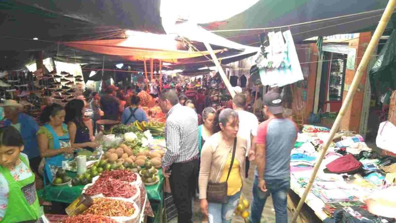 VENDEDORES DE PLAZA DE COSCO DAN ULTIMATUM