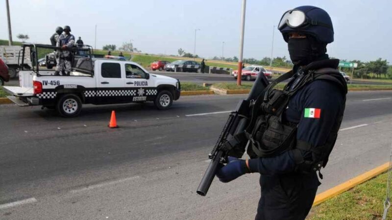 DAN DE BAJA A 400 POLICIAS ESTATALES