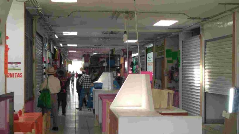 AYUNTAMIENTO EXHORTA A COMERCIOS A CERRAR POR CONTINGENCIA SANITARIA