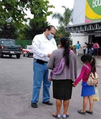 PIDEN CUIDAR A NIÑOS EN COSCO