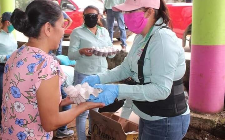 LLEVAN APOYO ALIMENTARIO A COMUNIDADES DE HUATUSCO