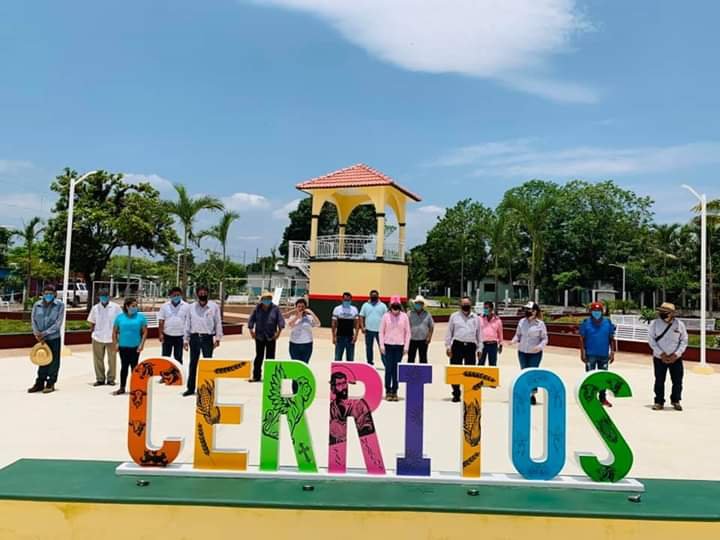 ENTREGA CARMEN CANTÓN PARQUE DE CERRITOS