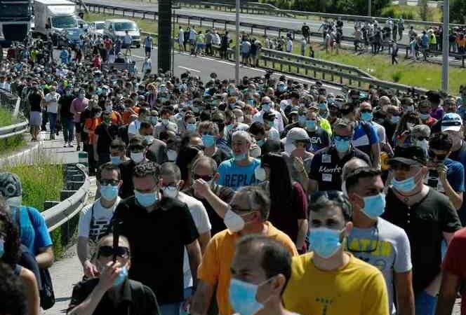 ‘NOS DEJAN TIRADOS… ES UNA CANALLADA’, RECLAMAN A NISSAN POR CIERRE