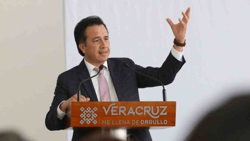 CUITLÁHUAC GARCÍA LANZA CAMPAÑA PARA REDUCIR NÚMERO DE PASAJEROS EN VEHÍCULOS