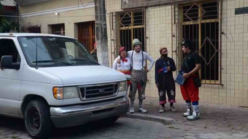 A PAYASO SE LE ACABA LA ALEGRÍA