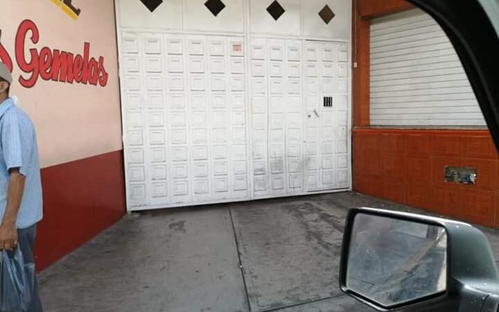 TAXISTAS FORANEOS NO SE QUIEREN DESINFECTAR