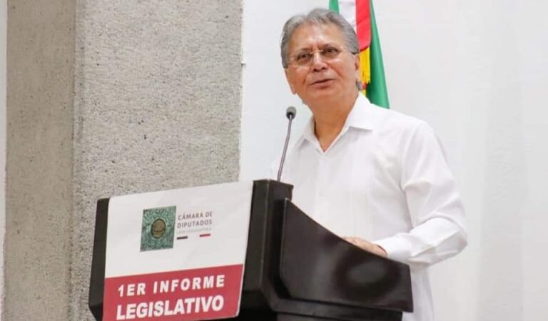 ELEUTERIO ARRIETA, DE ADORNO EN EL CONGRESO