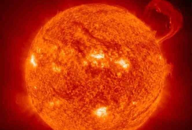 EL SOL REGISTRA EXTRAÑA ERUPCIÓN, LA MÁS GRANDE DESDE 2017