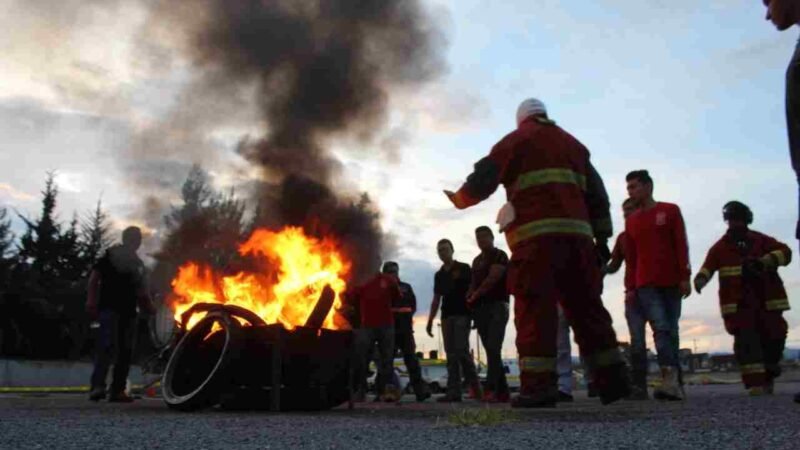 SE CAPACITAN CONTRA INCENDIOS