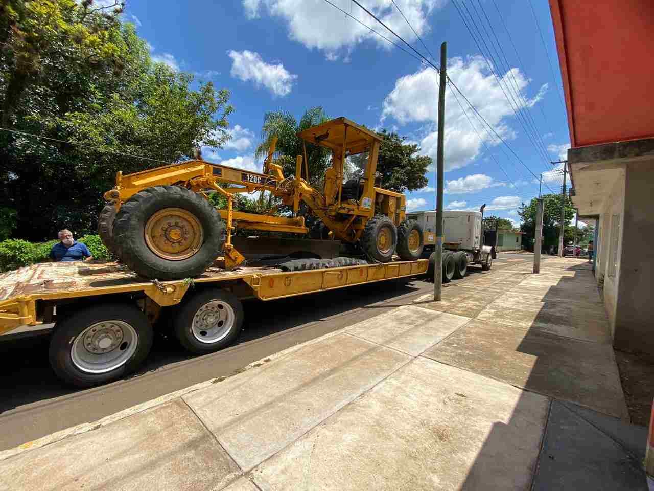 INICIAN REHABILITACIÓN DE CAMINOS SACA COSECHA EN LA ZONA