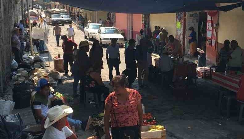 VENDEDORES FORÁNEOS AMENAZAN CON CAUSAR CAOS EN COSCO