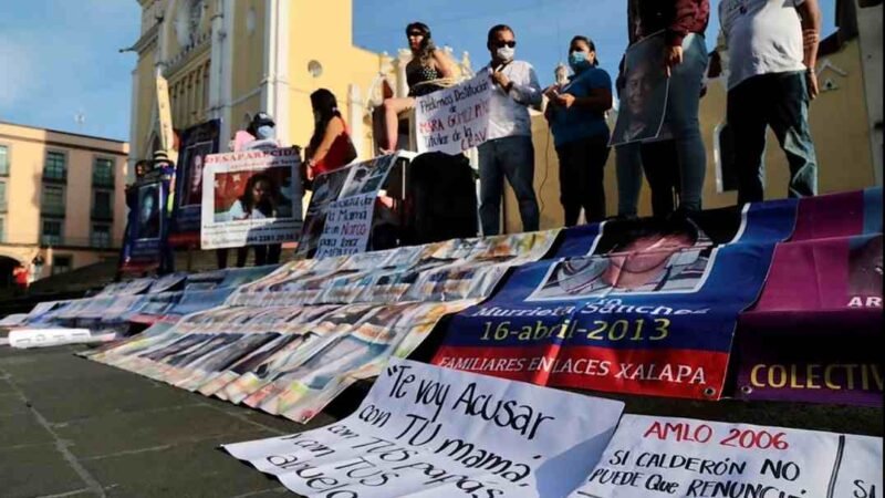 MADRES DE DESAPARECIDOS SE MANIFIESTAN EN XALAPA