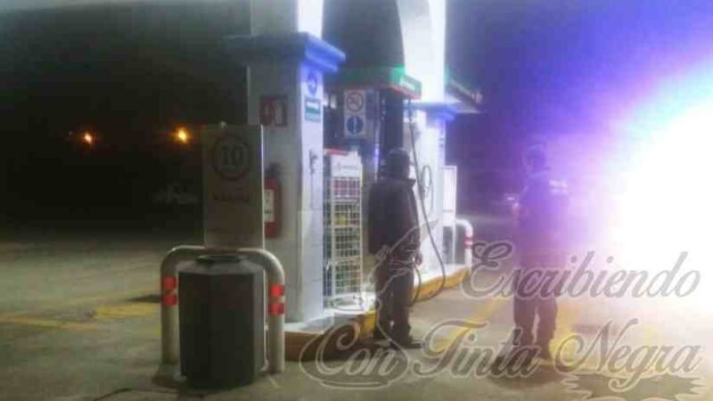 ASALTAN A DESPACHADOR DE GASOLINERÍA DE COSCOMATEPEC