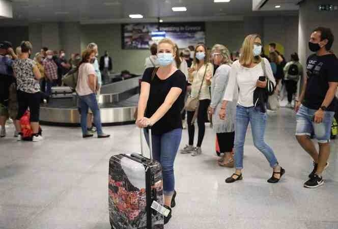 EUROPA VETA A TURISTAS MEXICANOS POR CORONAVIRUS