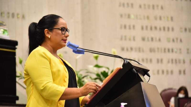 QUE EDUCACIÓN AMBIENTAL Y SIEMBRA DE ARBOLES SEA OBLIGATORIO