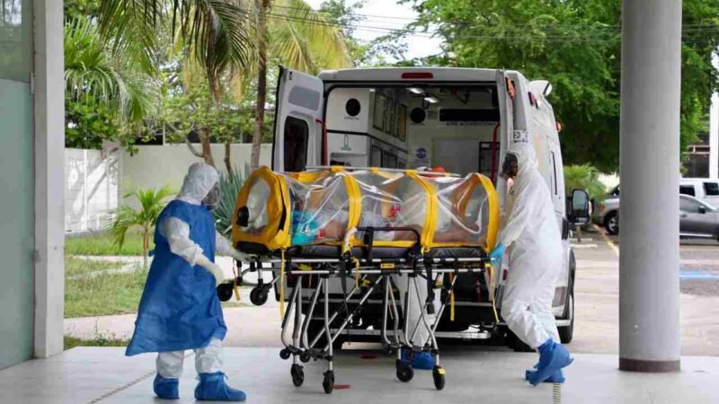 EMPIEZAN A LLEGAR PACIENTES COVID A CENTRO DE RAQUETA