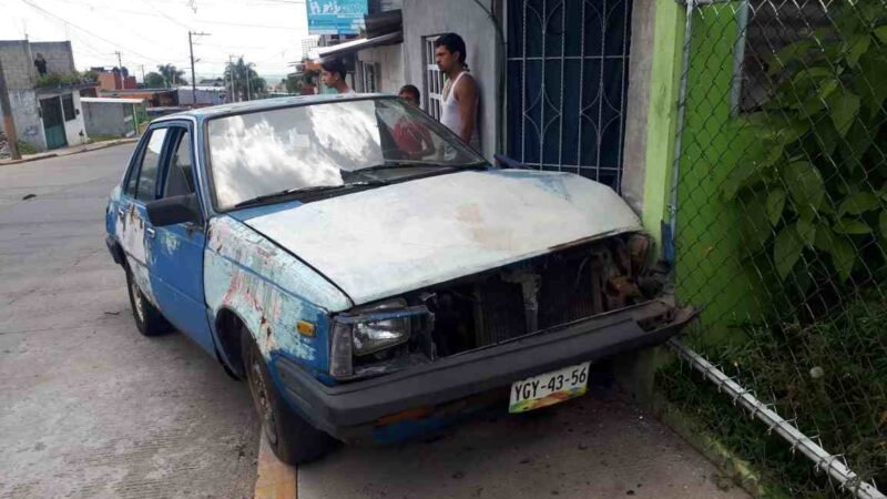 SE ESTRELLA DATSUN CONTRA CASA