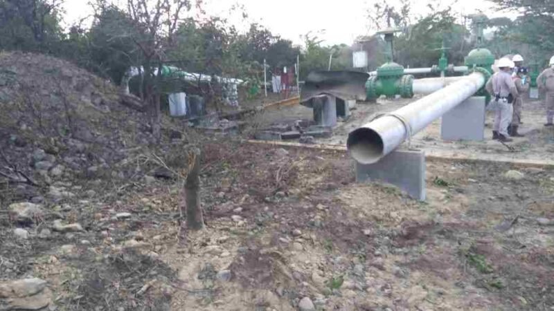 EXPLOSIÓN EN INSTALACIONES DE PEMEX DEJA TRES LESIONADOS