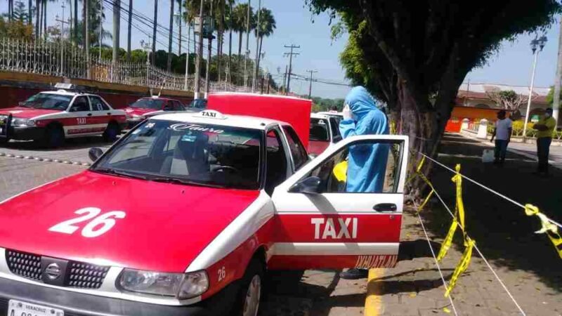DESINFECTAN UNIDADES DE TRANSPORTE PÚBLICO