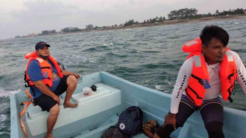 BUSCAN A PESCADORES