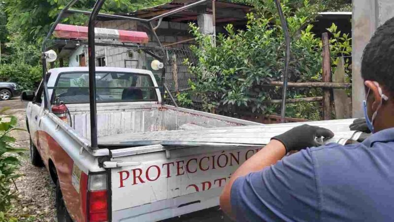 ENTREGAN APOYOS A AFECTADOS POR LLUVIAS