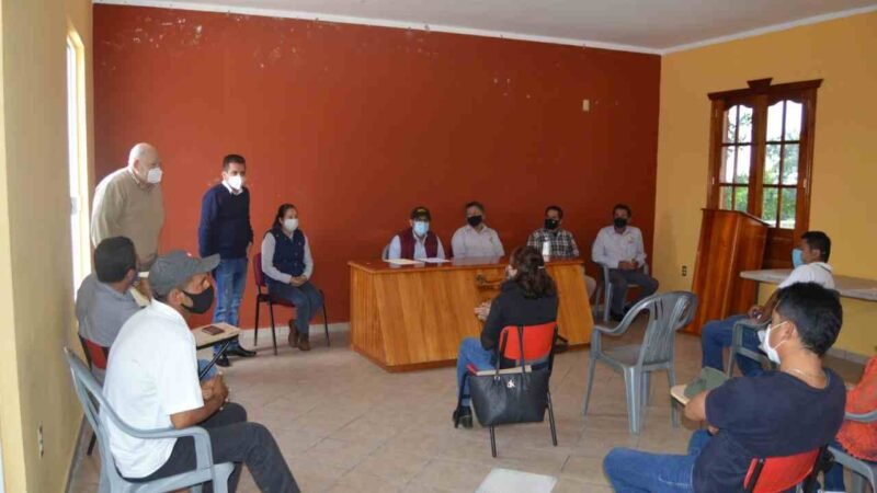 PIDEN AGUA EN SAN FELIPE