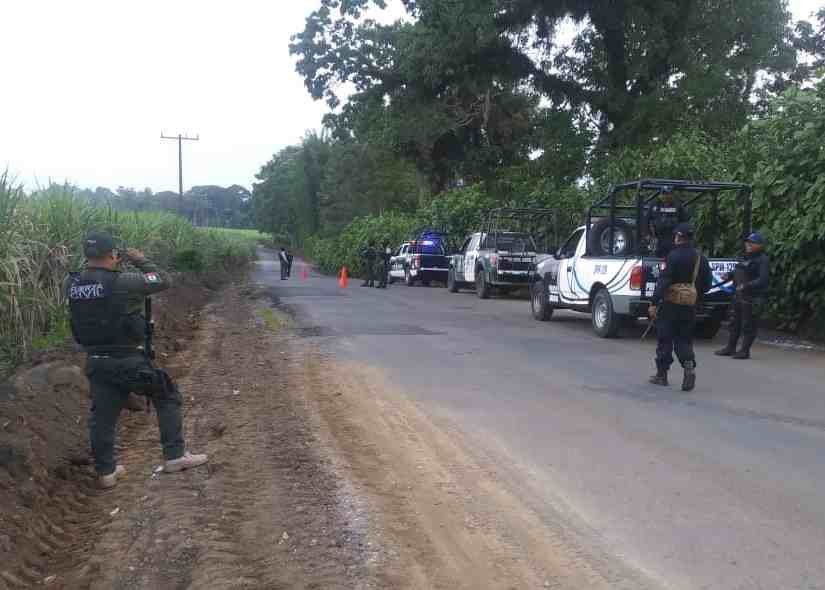 IMPLEMENTAN OPERATIVO BARREDORA EN TOMATLÁN