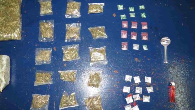 DETIENEN A NARCO MENUDISTAS