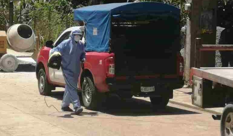 CONTINÚAN ACCIONES DE DESINFECCIÓN DE UNIDADES EN IXHUATLÁN