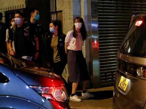 POLICÍA DE HONG KONG DETIENE A MÁS ACTIVISTAS PRODEMOCRACIA