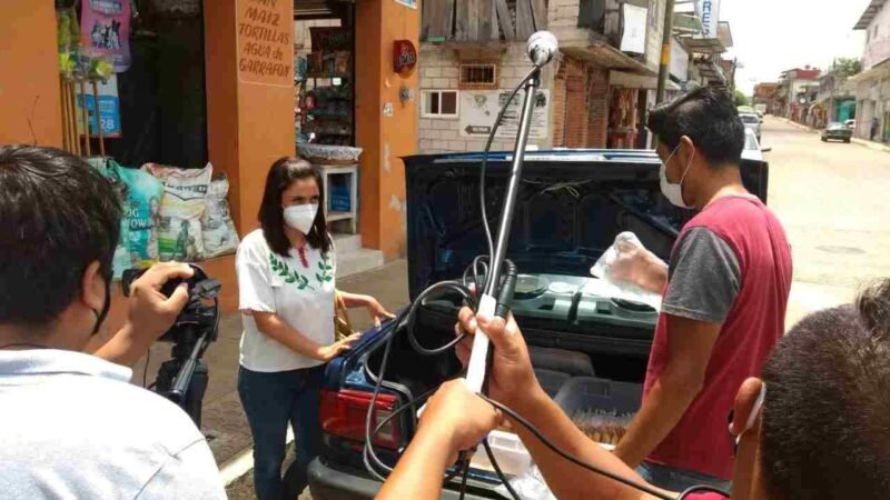 EMPRENDEN CAMPAÑA DE CONSUMO LOCAL EN IXHUATLÁN