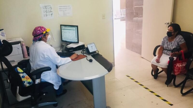 REUBICAN ATENCIÓN DE ESPECIALIDADES EN EL IMSS