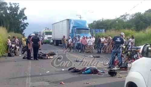 MUERE PAREJA DE MOTO CLUB DE ORIZABA EN ACCIDENTE