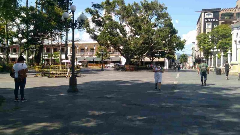 REABREN PARCIALMENTE PARQUE 21 DE MAYO