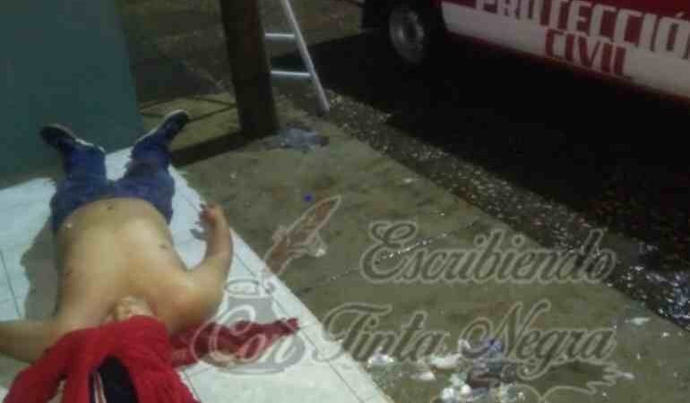 SE MATA AL CAER DE AZOTEA