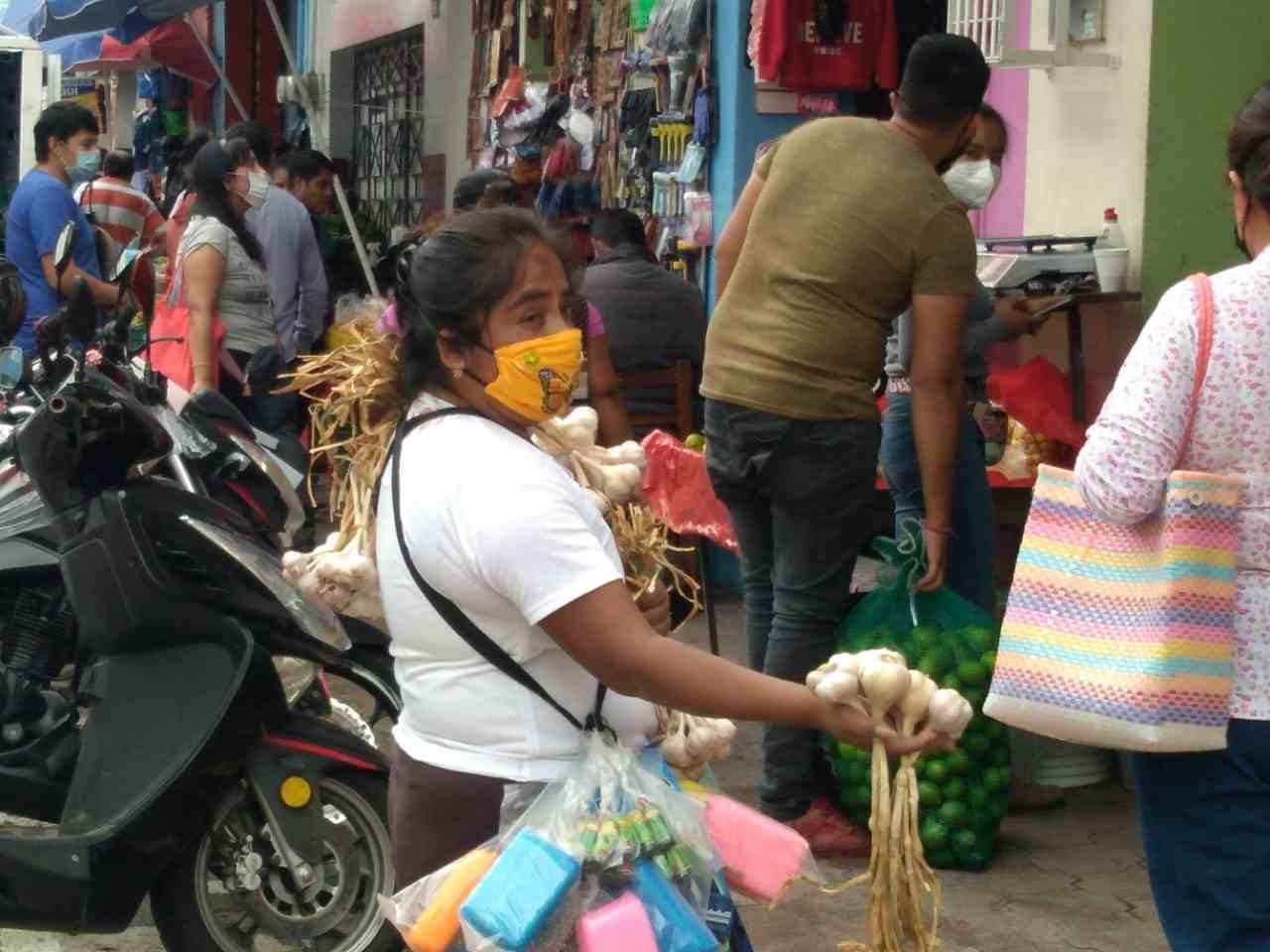 TIANGUIS DE HUATUSCO, HASTA QUE SEMÁFORO ESTÉ EN AMARILLO