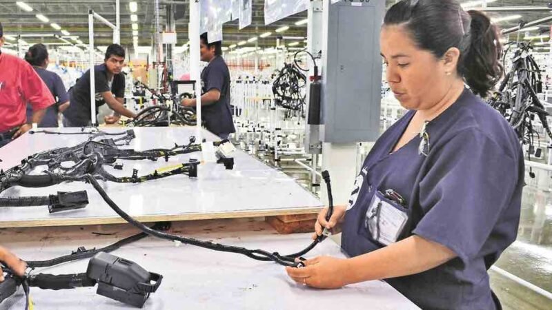 AGOSTO RECUPERA 92 MIL 390 EMPLEOS FORMALES LUEGO DE CINCO MESES DE PÉRDIDAS