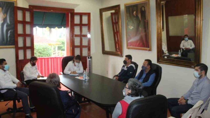 DUEÑOS DE BARES Y CANTINAS PIDEN ABRIR “OFICIALMENTE”