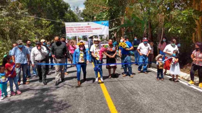 ENTREGAN SEGUNDA ETAPA DE PAVIMENTACIÓN DEL CAMINO NEVERÍA-GUZMANTLA