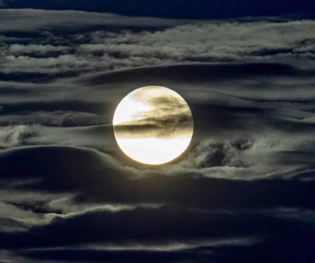 LA LUNA PRESENTA NIVELES DE RADIACIÓN PELIGROSOS, ASEGURAN CIENTÍFICOS