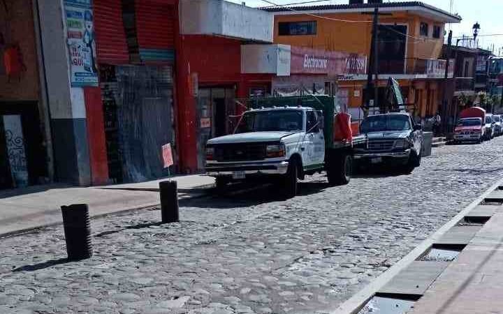 COMERCIANTES SE ADUEÑAN DE LAS CALLES DE COSCOMATEPEC