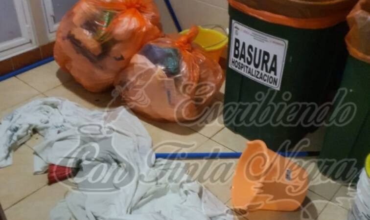 SIN INSUMOS, HOSPITAL DE COSCOMATEPEC