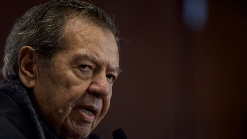 PORFIRIO MUÑOZ LEDO QUIERE EXPULSAR A MARCELO EBRARD DEL MORENA